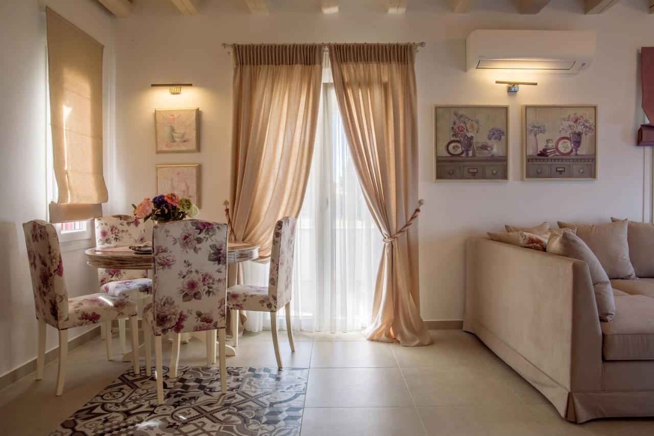Eleni'S Guesthouse Aprovaton Екстериор снимка