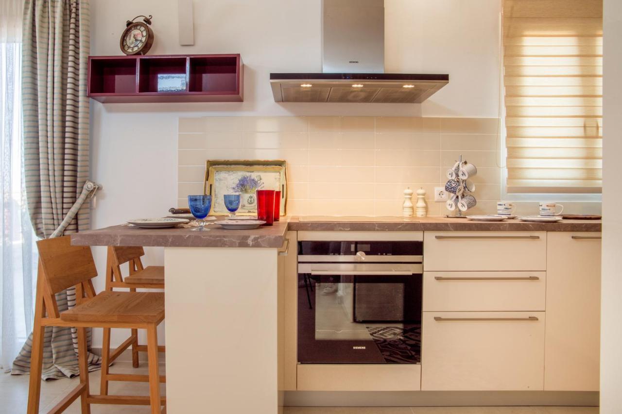 Eleni'S Guesthouse Aprovaton Екстериор снимка