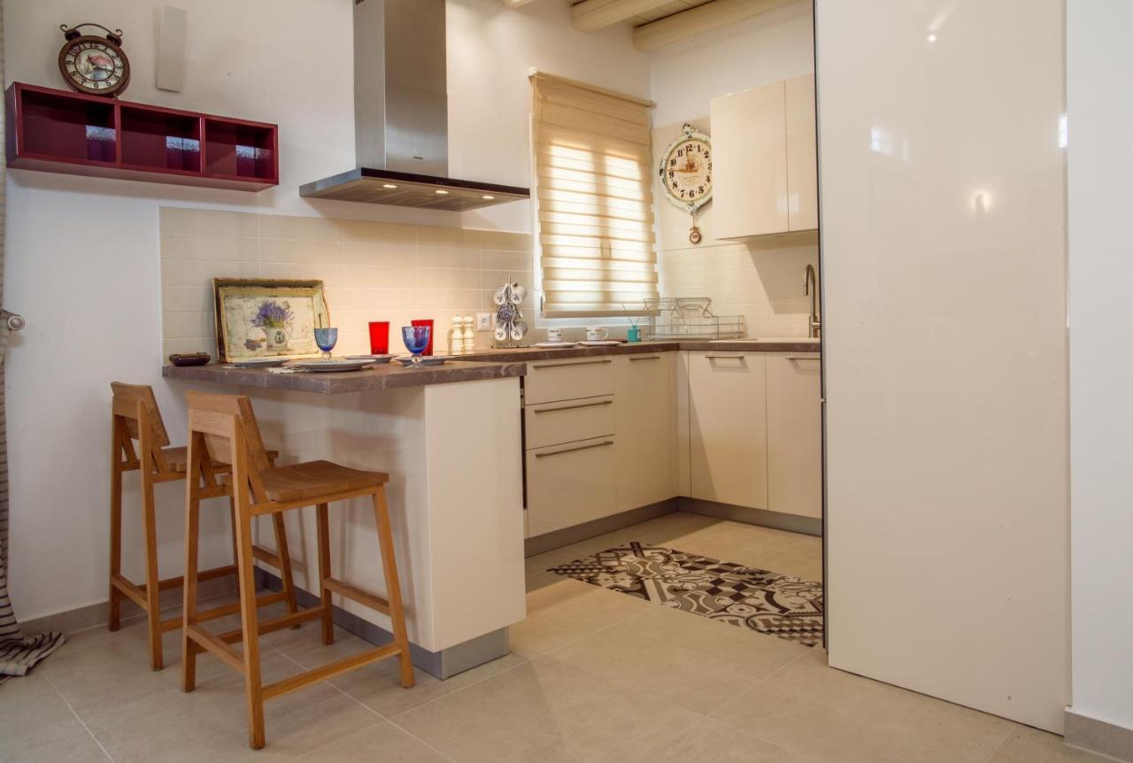 Eleni'S Guesthouse Aprovaton Екстериор снимка